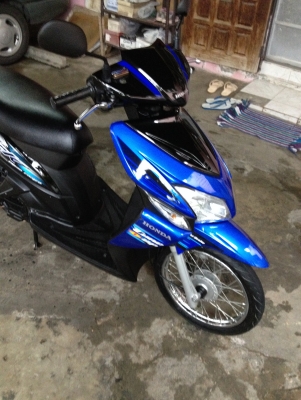 ขาย honda คลิก ปี51 สีน้ำเงิน -ดำ สภาพเดิมๆ ชุดสีสวย เครืองดี ทะเบียนพร้อม