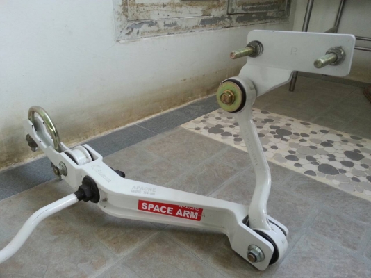 SPACE ARM ยี่ห้อ APACHEสำหรับVIGO SPACE ARM ยี่ห้อ APACHEสำหรับVIGO