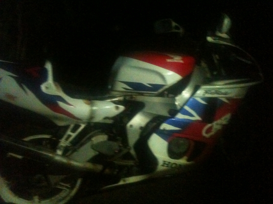 ขาย CBR 250 ราคา 23,000 บาท ทะเบียน เอกสารพร้อมโอน ขาย CBR 250 ราคา 23,000 บาท ทะเบียน เอกสารพร้อมโอน