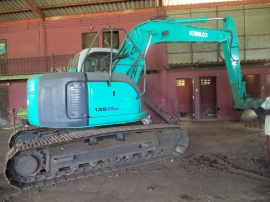 ขายรถแบคโฮ KOBLCO SK135 SR LC เก่านอก สภาพพร้อมใช้ราคาถูก สนใจสอบถามรายละเอียดโทร 0890000080 ..0819443772 ..0819448457