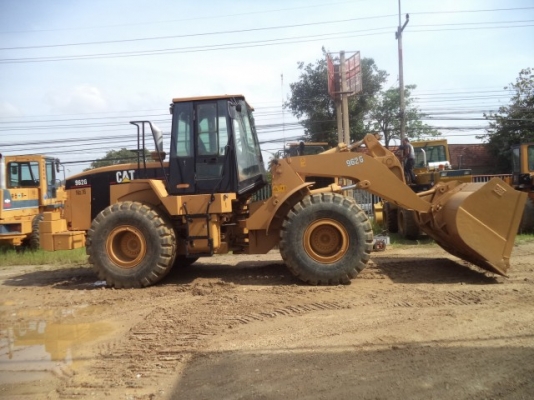 ขายรถตักล้อยาง CAT 936E เก่านอก สภาพพร้อมใช้ราคาถูก สนใจสอบถามรายละเอียดโทร 0890000080 ..0819443772 ..0819448457