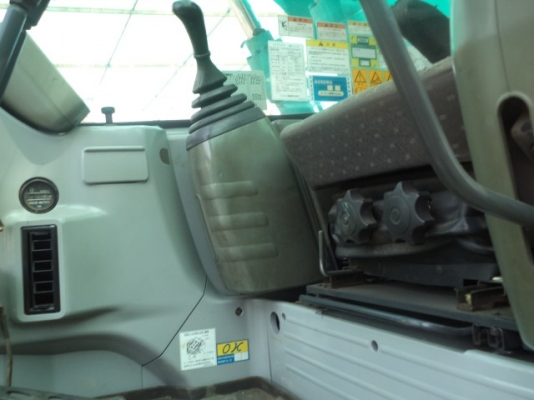ขายรถแบคโฮ KOBLCO SK200SR เก๋งยกได้ มีหัวคีบ เก่านอก สภาพพร้อมใช้ราคาถูก สนใจสอบถามรายละเอียดโทร 0890000080 ..0819443772 ..0819448457