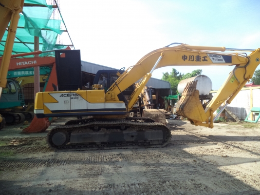 ขายรถแบคโฮ KOBLCO SK200-1SR เก่านอก สภาพพร้อมใช้ราคาถูก สนใจสอบถามรายละเอียดโทร 0890000080 ..0819443772 ..0819448457