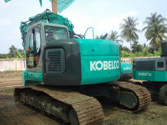 ขายรถแบคโฮ KOBLCO SK200-1SR เก่านอก สภาพพร้อมใช้ราคาถูก สนใจสอบถามรายละเอียดโทร 0890000080 ..0819443772 ..0819448457