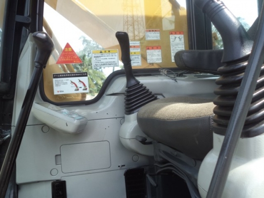 ขายรถแบคโฮ KOMATSU PC200- 6เก่านอก สภาพพร้อมใช้ราคาถูก สนใจสอบถามรายละเอียดโทร 0890000080 ..0819443772 ..0890806827