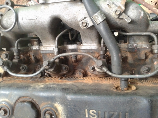 ***ขายแล้วค่ะ ไป ก ท ม ***ครื่อง อีซุสุ  4BD1 115 แรงม้า  เสื้อทะลุออกข้าง  ไดสตาร์ไม่มี    ไดชาตได้  ปัมหัวจีดได้