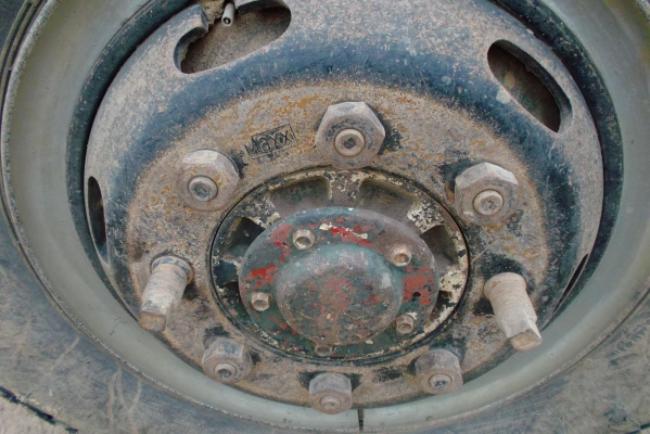 ขายด่วนรถสิบล้อหลงFN527TFชีL4517ขายหัวครั้ชซีเครือง220