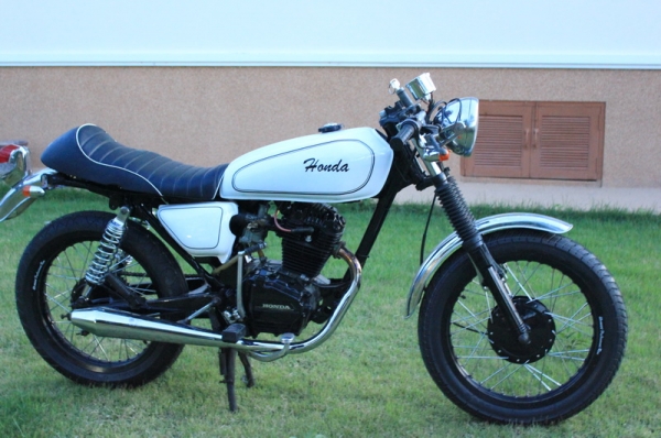 ///สำหรับคนงบน้อย Honda Wing black &amp; white cafe ทะเบียนเต็มโอน ///