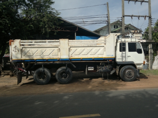 ขายสิบล้อ FN 528