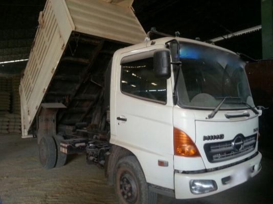 รถฮีโน่ 6 ล้อดั้ม FC9J 150 แรงม้า. ปี 52 สนใจติดต่อ 081 - 6079515 รถฮีโน่ 6 ล้อดั้ม FC9J 150 แรงม้า. ปี 52 สนใจติดต่อ 081 - 6079515