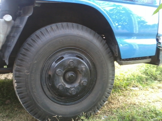 ขายหกล้อดั้ม อีซูสุ NPR130โบว์ รถห้างปี47ดั้มต่อใหม่ พร้อมใช้งานครับ