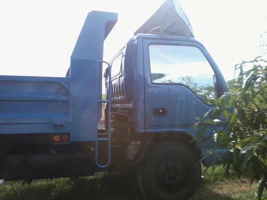 หกล้อดั้มISUZU130โบว์ รถห้างปี47 ดั้มต่อใหม่สภาพสวยพร้อมใช้งาน