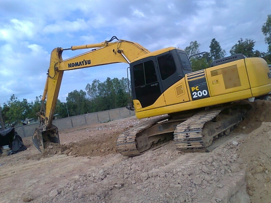 รถขุด KOMATSU PC200-7-C72237 เลขไมล์ 6,xxx hr