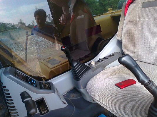 รถขุด KOMATSU PC200-7-C72237 เลขไมล์ 6,xxx hr