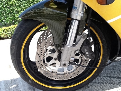 ขายด่วยถูก ๆ gsxr 400 r7 เก็บเดิมๆทะเบียนแท้ พร้อมโอนสภาพดีราคา 65000 บาท