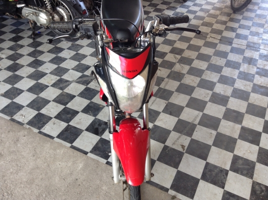 ขาย!!!โซนิคตัวใหม่ สต๊าทมือ ปี48 รถเครื่องดีคับ มีเล่มทะเบียนครบ ภาษีไม่หมด