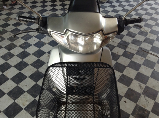 ขาย!!!เวฟ100 ปี46 รถเครื่องดีคับ มีเล่มทะเบียนครบ ภาษีไม่หมด