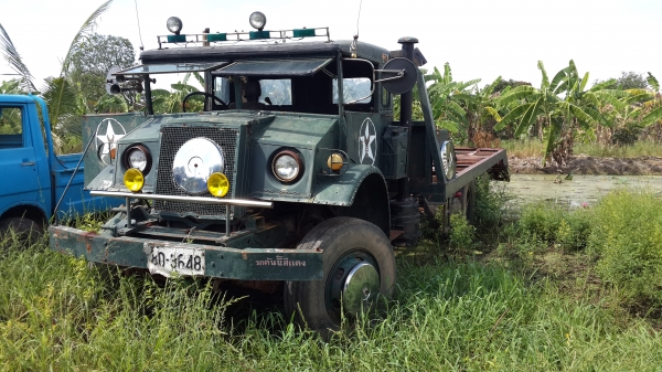 ขายรถบรรทุกท้ายลาด ฟอร์ด โบราณ เครื่อง PD6  2 เพลา