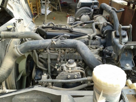 รถอีซูซุ 6 ล้อ FRR 210 แรงม้า ติดเครน 3.30 ตัน. ปี 52 สนใจติดต่อ 081 - 6079515 รถอีซูซุ 6 ล้อ FRR 210 แรงม้า ติดเครน 3.30 ตัน. ปี 52 สนใจติดต่อ 081 - 6079515