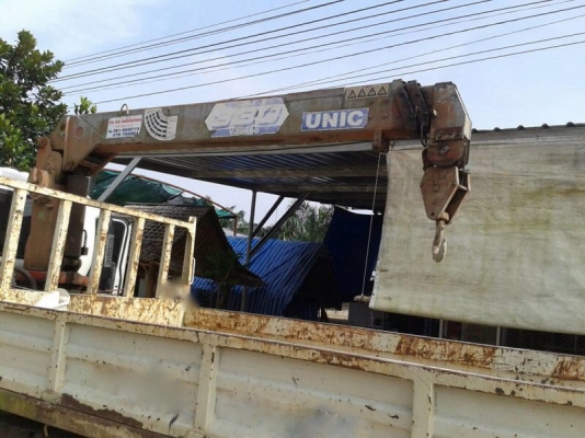 รถอีซูซุ 6 ล้อ FRR 210 แรงม้า ติดเครน 3.30 ตัน. ปี 52 สนใจติดต่อ 081 - 6079515 รถอีซูซุ 6 ล้อ FRR 210 แรงม้า ติดเครน 3.30 ตัน. ปี 52 สนใจติดต่อ 081 - 6079515