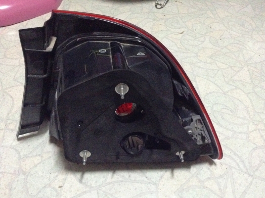 ไฟท้าย honda ซีวิคแท้ข้างซ้ายมือสอง สภาพใหม่ 800 บาท