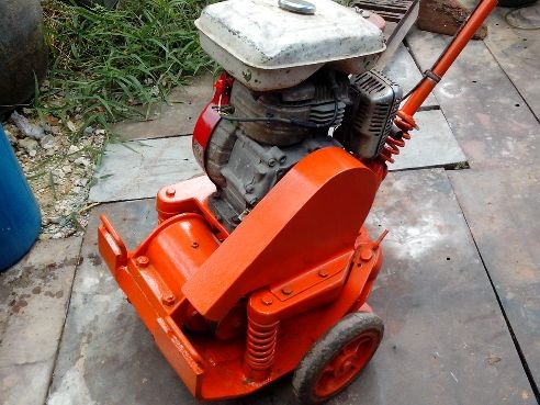 ขายเครื่องตบทราย รุ่น8 ตัน มือสองพร้อมใช้ ราคาไม่แพง ขายเครื่องตบทราย รุ่น8 ตัน มือสองพร้อมใช้ ราคาไม่แพง