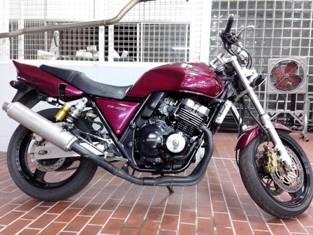 ขาย cb400 ปี98 เวอร์ชั่นs ประกอบใหม่ เครื่องสดๆ