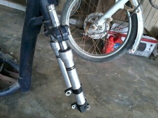 กระบอกโช๊คหน้ากลึง YAMAHA MIO FINO กระบอกโช๊คหน้ากลึง YAMAHA MIO FINO