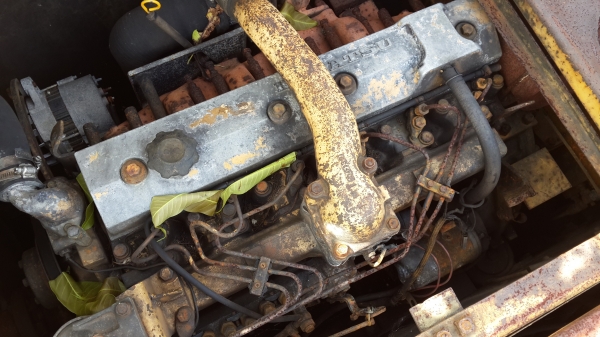 ขายด่วนรถแมคโคร KOMUTSU PC 200-5 เดิม ๆ พร้อมใช้