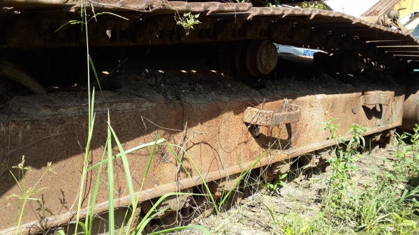 ขายด่วนรถแมคโคร KOMUTSU PC 200-5 เดิม ๆ พร้อมใช้