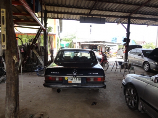 ฝากขาย BENZ 240D ตาตั้งถูกๆสักคัน