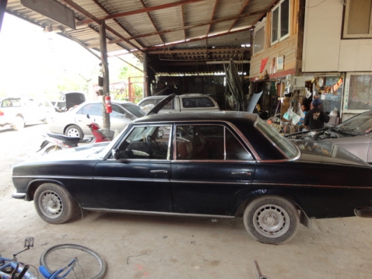 ฝากขาย BENZ 240D ตาตั้งถูกๆสักคัน