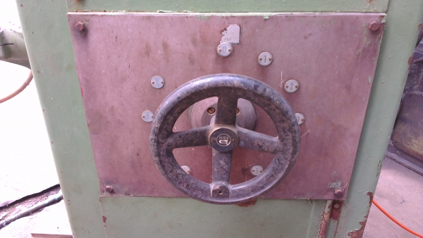 Sell> เครื่องอาร์คมือสอง ระบบลม (นิวเมติก)  25 KVA ของเยอรมันครับ ใช้ได้ทั้งไฟบ้าน 220V./380V. ครับ กำแพงแสน นครปฐม