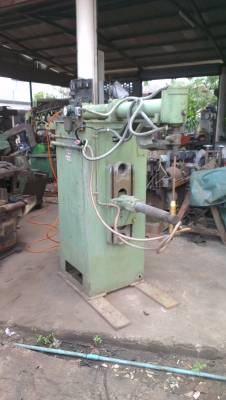 Sell> เครื่องอาร์คมือสอง ระบบลม (นิวเมติก)  25 KVA ของเยอรมันครับ ใช้ได้ทั้งไฟบ้าน 220V./380V. ครับ กำแพงแสน นครปฐม