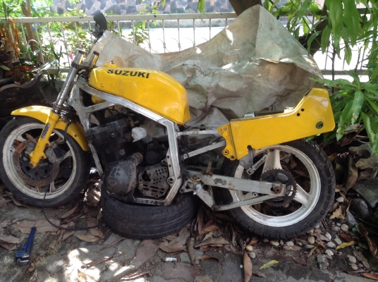 Suzuki. อูฐ750. อินวอย. หรือแลกชุดหลังของฮายา