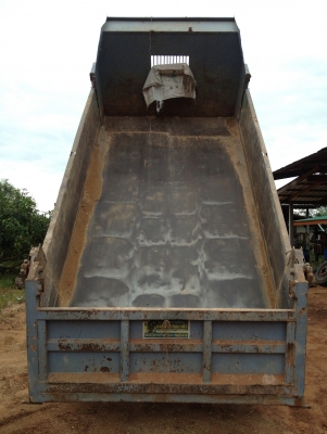 ขาย 6 ล้อ isuzu (แบบยกได้)