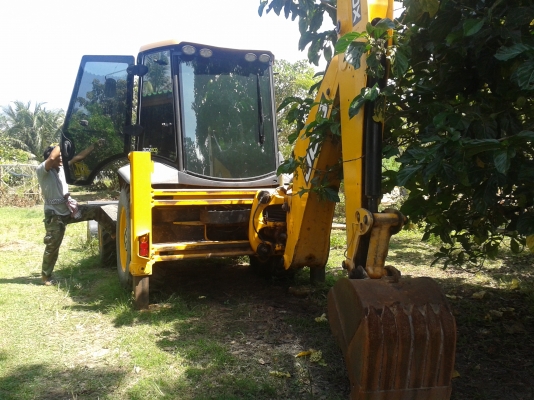 ฝากขาย รถตักหน้าขุดหลัง JCB 3CXECO 4WD ปี 2012 รถใช้ได้ปีเดียว ไม่มีคนขับ 240 ชั่วโมง สภาพยังสวยพร้อมใช้งานทันที ราคาต่อรองได้ 087-2976734 นุ