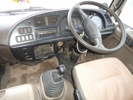 ขาย785000บาท รถ6ล้ออีซูซุเดก้า195แรง ช่วงยาวสภาพดีพร้อมใช้งานคับ