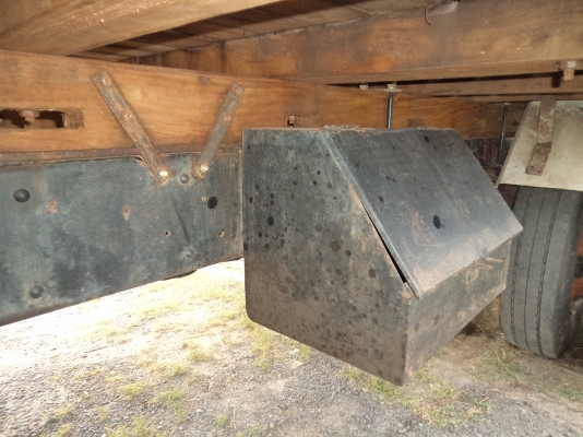 ขาย785000บาท รถ6ล้ออีซูซุเดก้า195แรง ช่วงยาวสภาพดีพร้อมใช้งานคับ