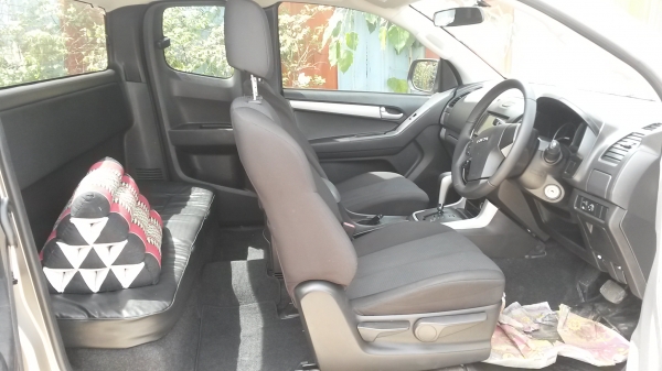 ขายรถ ALL NEW อีซูซุ ปี 2012 เกียร์อ้อโต้ ตัวท็อปสุด ขายรถ ALL NEW อีซูซุ ปี 2012 เกียร์อ้อโต้ ตัวท็อปสุด