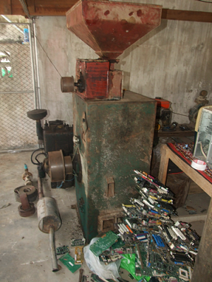 ขายเครื่องสีข้าวกำลังการผลิต200กก./ชั่วโมงหรือ4800กก./รอบ ขายเครื่องสีข้าวกำลังการผลิต200กก./ชั่วโมงหรือ4800กก./รอบ