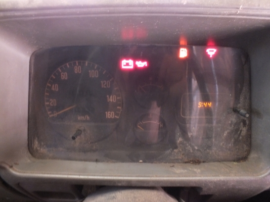 ISUZU NPR 120 ห้างเเท้ ฝาขาว เอกสารเล่มทะเบียนพร้อมโอน