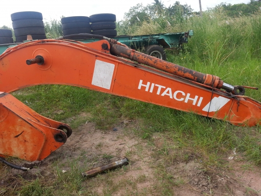 ขายด่วน บูม+อาม กระบอก บุ๊งกี๋ ครบชุด HITACHI EX 200-3