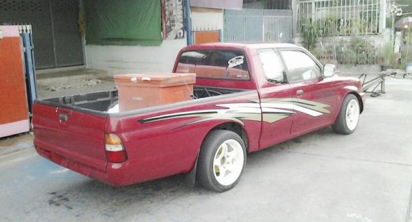 ขายรถกระบะแคบ สตราด้าปี 96 ขายรถกระบะแคบ สตราด้าปี 96