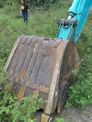 รถแบคโฮ KOBELCO 200 - 3 YN - 12 สนใจติดต่อ 081 - 6079515 รถแบคโฮ KOBELCO 200 - 3 YN - 12 สนใจติดต่อ 081 - 6079515