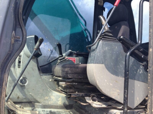 รถแบคโฮ KOBELCO 200 - 3 YN - 12 สนใจติดต่อ 081 - 6079515 รถแบคโฮ KOBELCO 200 - 3 YN - 12 สนใจติดต่อ 081 - 6079515