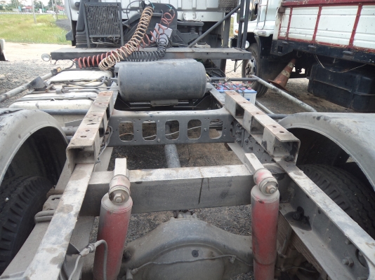 ขาย835000บาท ขายรถอีซูซุเดก้า6ล้อหัวลาก210แรง สภาพดี