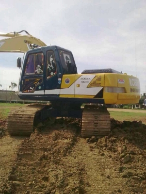 ขายด่วน!! KOBELCO SK200-3. สภาพสวยค่ะ พร้อมใช้งาน เอกสารใบแจ้งจำหน่าย
