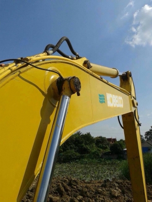 ขายด่วน!! KOBELCO SK200-3. พร้อมใช้งาน เอกสารใบแจ้งจำหน่าย