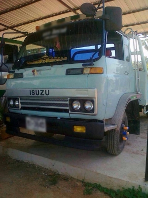 ขายเทเลอร์ 6ล้อ Isuzu JCM เครื่อง 175 แรง  ยาง 9.00 แชสซีสวย ทะเบียนพร้อม